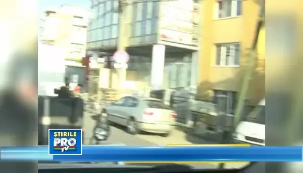 O familie din Bucuresti a stat blocata 19 ore intr-o masina