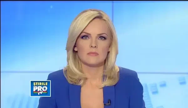 Incendiul din apropierea Garii de N, pe cale de a fi stins. Circulatia trenurilor, neafectata. VIDEO