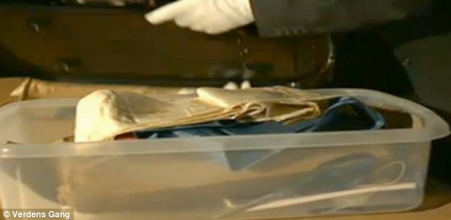 Istoricii, surprinsi de ce continea bizarul pachet din Norvegia, care a fost deschis dupa 100 de ani