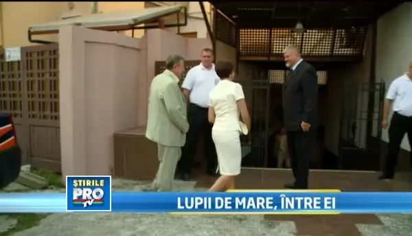 Prima aparitie publica a lui Traian Basescu dupa decizia CCR de invalidare a referendumului