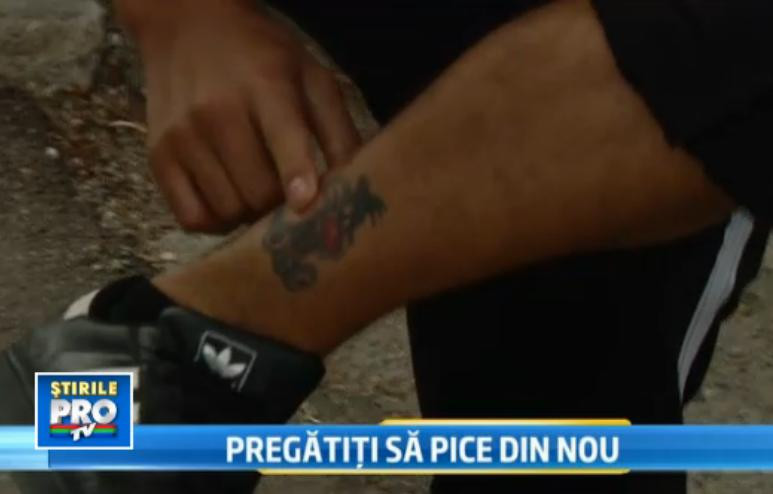 Tatuati, pensati si impodobiti cu tinte sau paiete. Cum au venit elevii la BAC, sesiunea de toamna