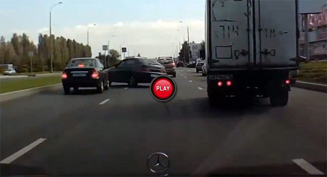 Cum NU SE FACE O DEPASIRE: clipul asta trebuie vazut de TOTI SOFERII! VIDEO