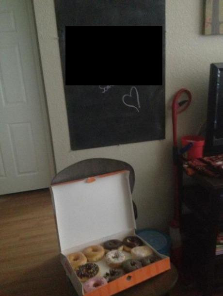 Povestea pe care o va spune pana si nepotilor. Ce mesaj i-a lasat colegul de camera pe tabla. FOTO