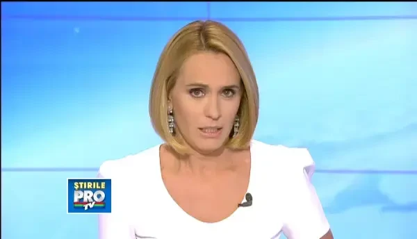 Imagini cu momentul intim dintre Luminita si taximetrist, facute publice. Ce spune tanara. VIDEO