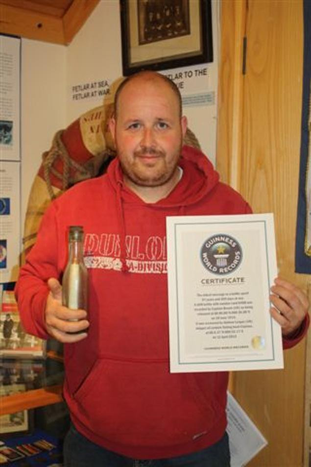 Un scotian a gasit un mesaj in sticla vechi de 98 de ani, stabilind un nou record mondial. FOTO