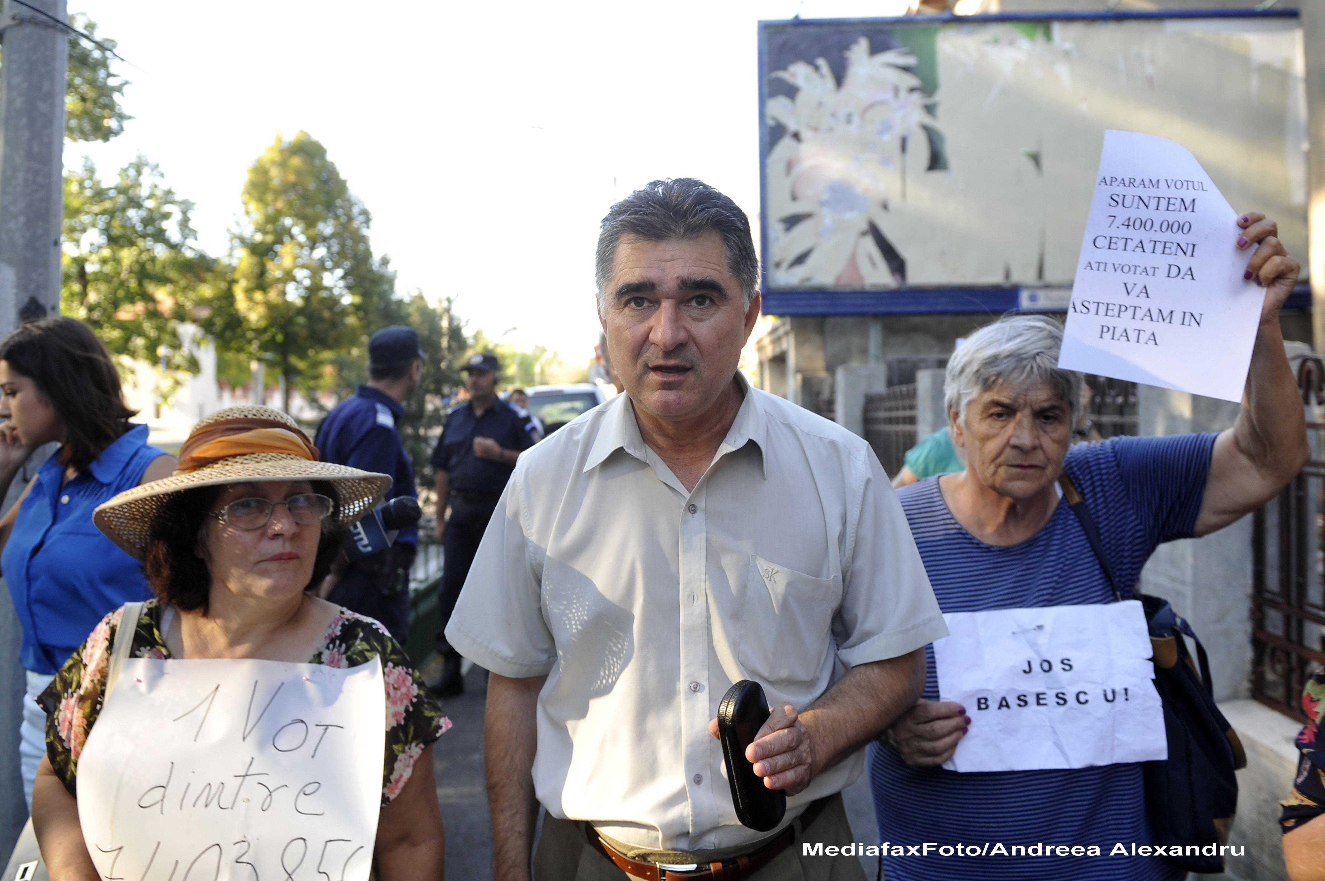 Ioan Ghise isi cere scuze in scris pentru ca a cerut demisia lui Ponta