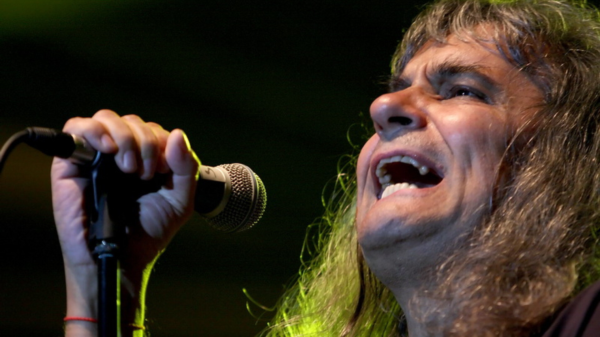 Cristi Minculescu: "Mi-e dor de Romania, dar nu ma mai intorc niciodata"