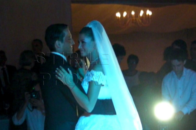 Ce cadouri a primit Elena Basescu la nunta si cum l-a impresionat cu rochia sa pe Catalin Botezatu