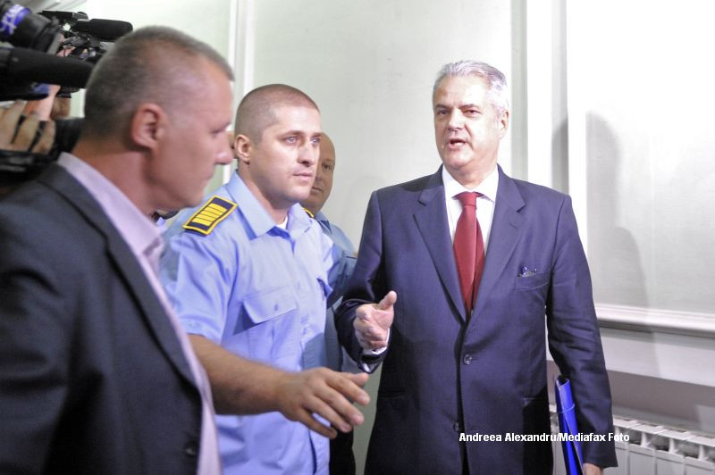 Nastase nu a scapat de datorii. I se cere o suma suplimentara in contul dosarului Trofeul Calitatii