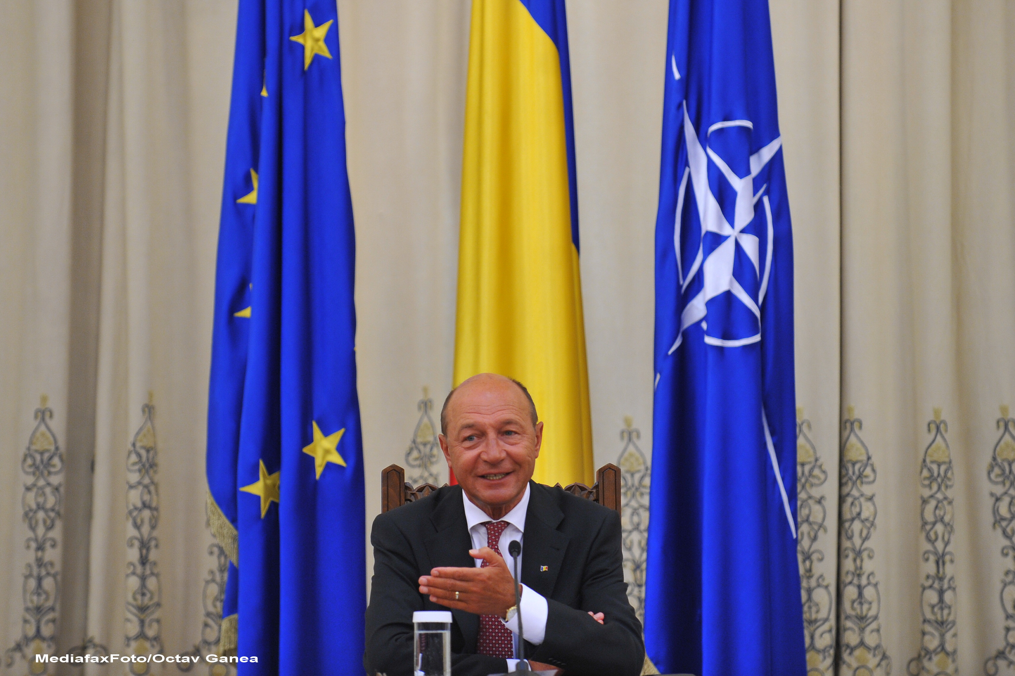 Traian Basescu: Va garantez ca nu voi accepta niciodata in Romania masuri ca in Cipru
