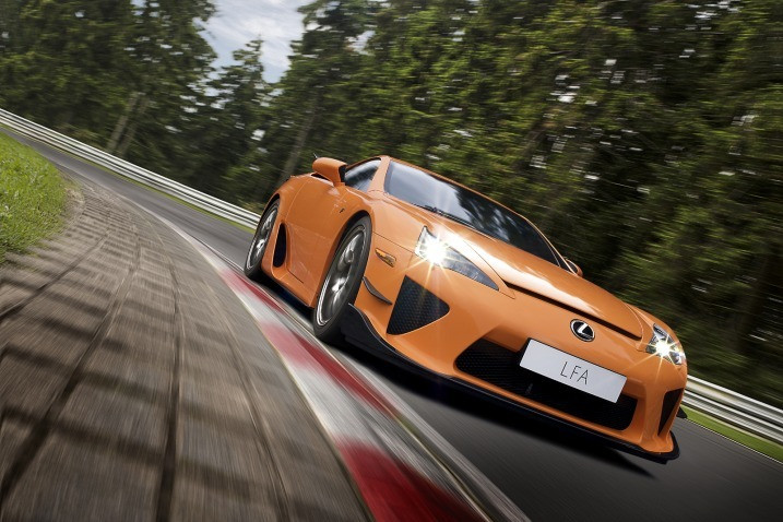 Lexus LFA 2013 - Cel mai rapid Lexus din istorie vine cu un pachet extra sport: " Nurburgring Edition"