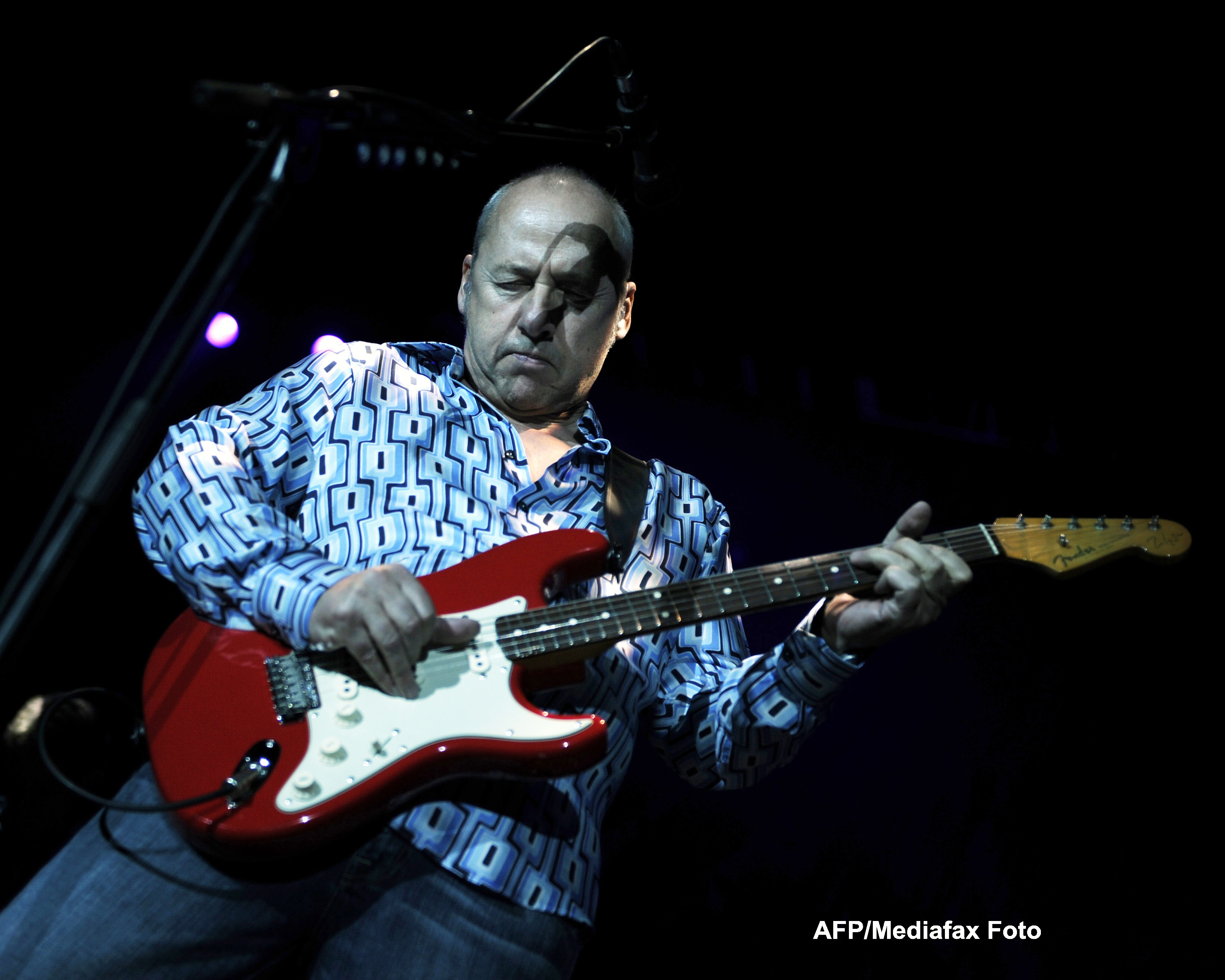 Mark Knopfler aduce magia Dire Straits la Bucuresti. LIVE pe 25 aprilie 2013