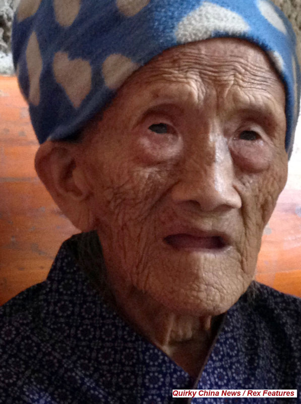 Ea ar putea fi cea mai batrana femeie din lume. Sustine ca s-a nascut in 1885 si are 127 de ani