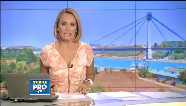 Cablurile de sustinere au inceput sa cedeze. Podul de la Agigea devine un real pericol pentru soferi