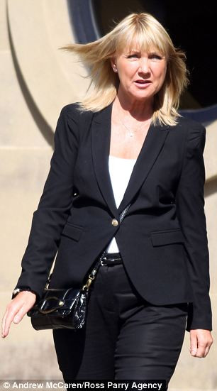 “Nu am putea sa o impartim?”. Scrisoarea care a distrus pentru totdeauna doua familii