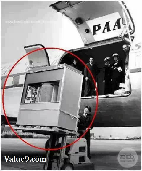 Obiectul asta din 1956 astazi e de 100000 de ori mai mic! Nu o sa ghicesti dar il ai langa tine acum