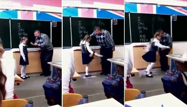 Cum si-a facut O FETITA singura dreptate in fata PROFESORULUI :) VIDEO