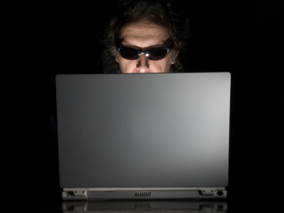 Serviciile secrete recruteaza spioni. Ce conditii trebuie sa indeplinesti ca sa te angajezi