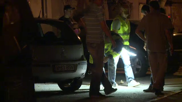Focuri de arma intr-un scandal intre vecini in Capitala. Un barbat a fost impuscat in piept