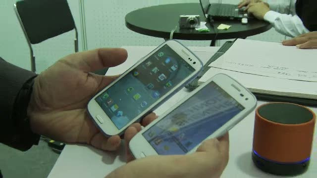 Chinezii nu doar ca au COPIAT Samsung S3, dar l-au si imbunatatit. Cum arata si cat costa replica