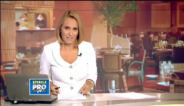 Primul american care a reusit o astfel de apropiere de Barack Obama, in prezenta garzilor de corp