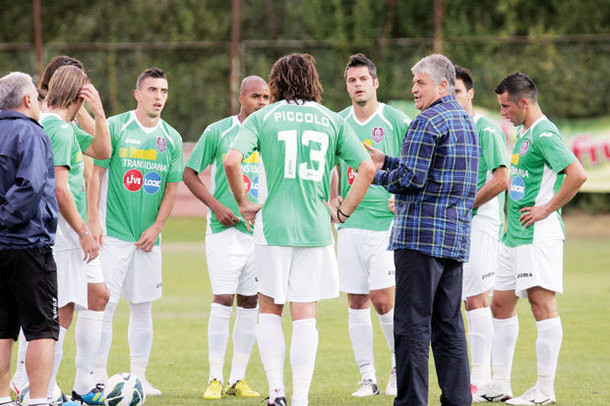 Andone “fierbe” inainte de jocul cu Pandurii