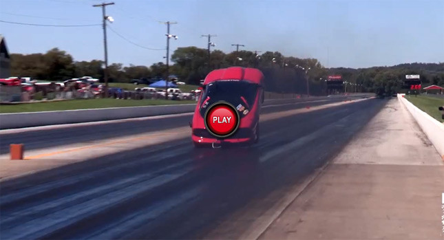 Masina care DECOLEAZA: S-a ridicat pe doua roti cu masina! Vezi cum a reusit: VIDEO