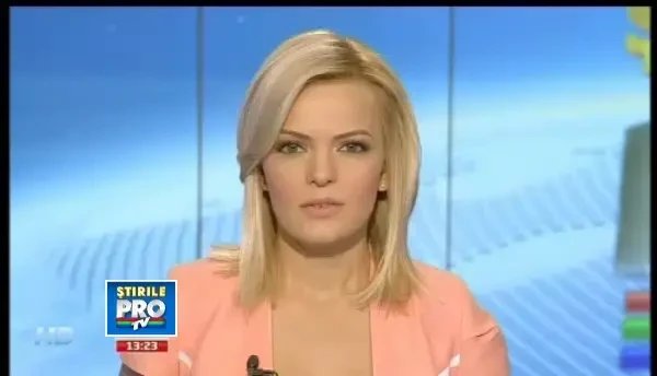 Explozie de culori in parcarea subterana a unui centru comercial din Timisoara. VIDEO