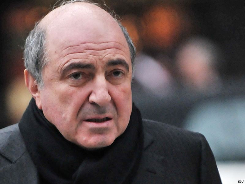 EL s-ar afla in spatele "rugaciunii punk" a trupei Pussy Riot!