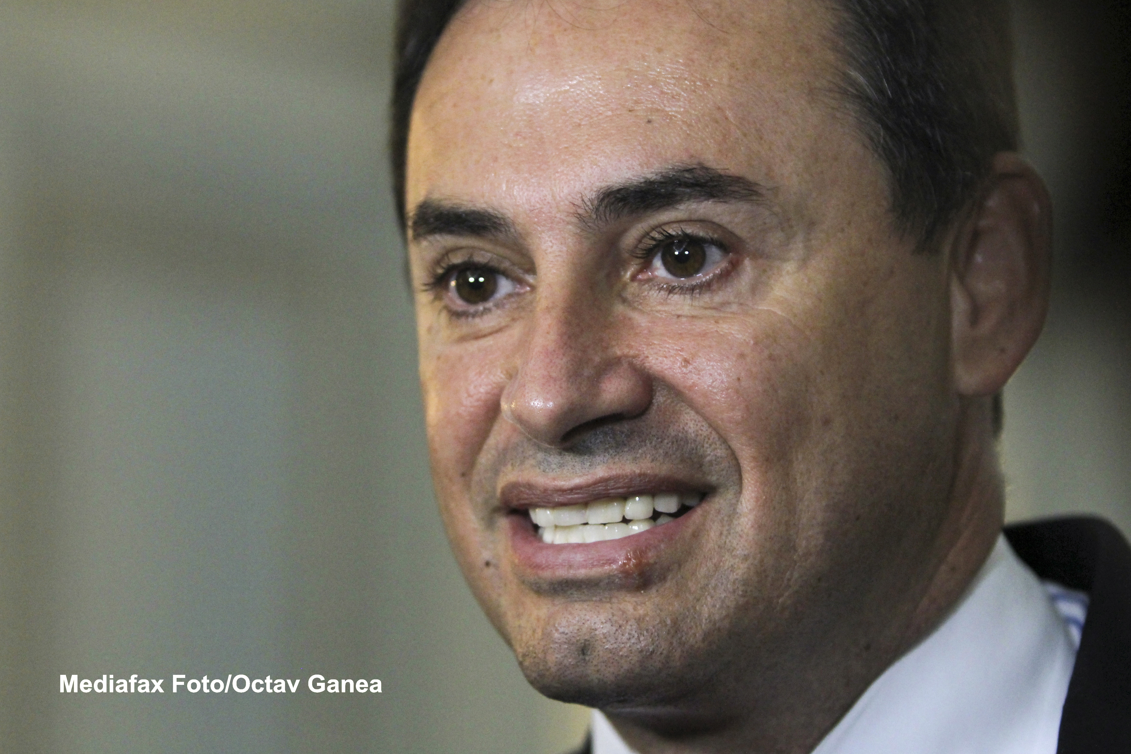 Surse: Seculici si Falca vor candida la alegerile parlamentare, dar s-au certat pentru colegii