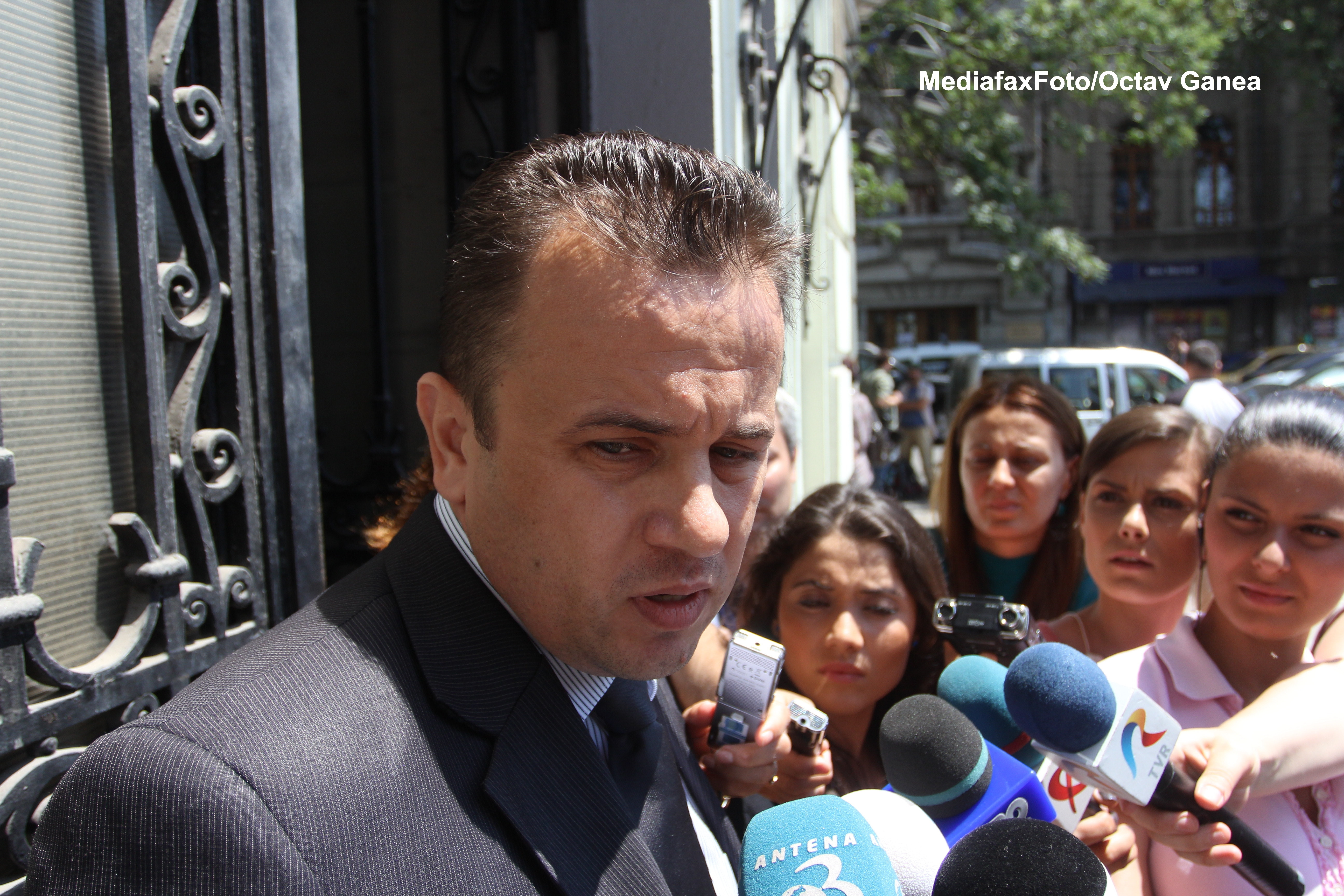 Liviu Pop: Anul scolar aduce ceva nou - clasa pregatitoare si bacalaureatul profesional