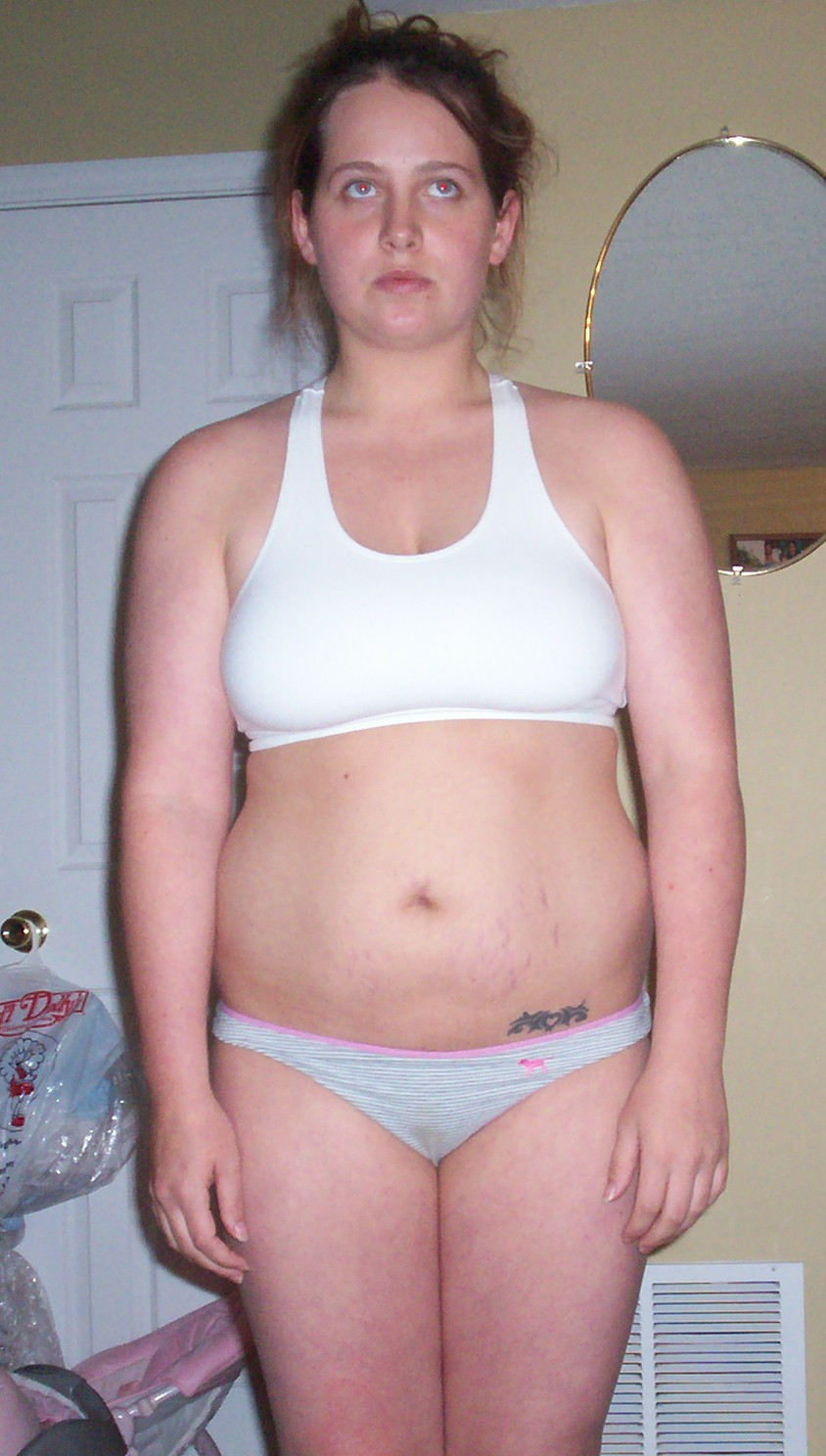 Numai tatuajul e la fel. Transformare uluitoare a unei femei, in doar un an de zile. Galerie FOTO