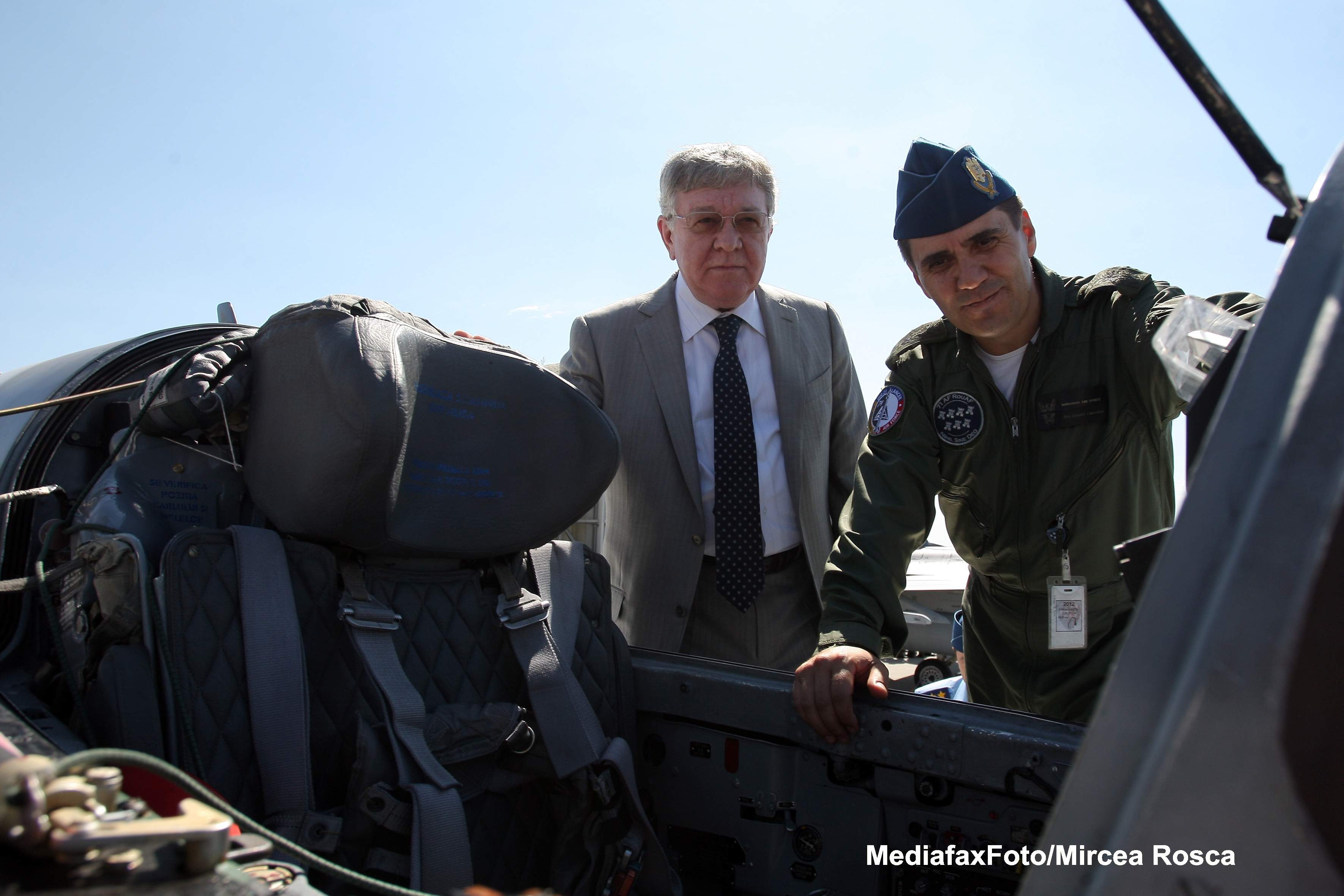 Dobritoiu:In principiu,Romania va incepe retragerea trupelor din Afganistan de la jumatatea lui 2013