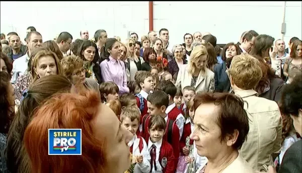 Victor Ponta, la deschiderea anului scolar: Din 2013, clasa pregatitoare se intoarce la gradinita