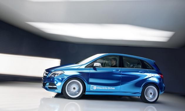 MERCEDES aduce la Salonul Auto de la Paris noul B Klasse Electric