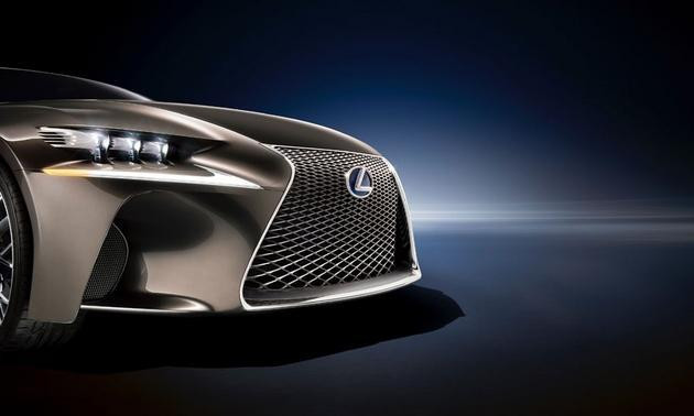 Lexus atrage atentia la Salonul Auto de la Paris cu LF-CC. Uite ce clasa prefigureaza acesta