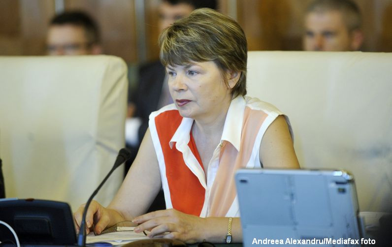 Mona Pivniceru: S-ar putea sa amendez procedura de selectie a procurorilor