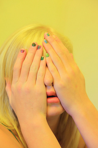 O femeie care a mintit ca a fost violata de trei barbati a fost condamnata la doi ani de inchisoare