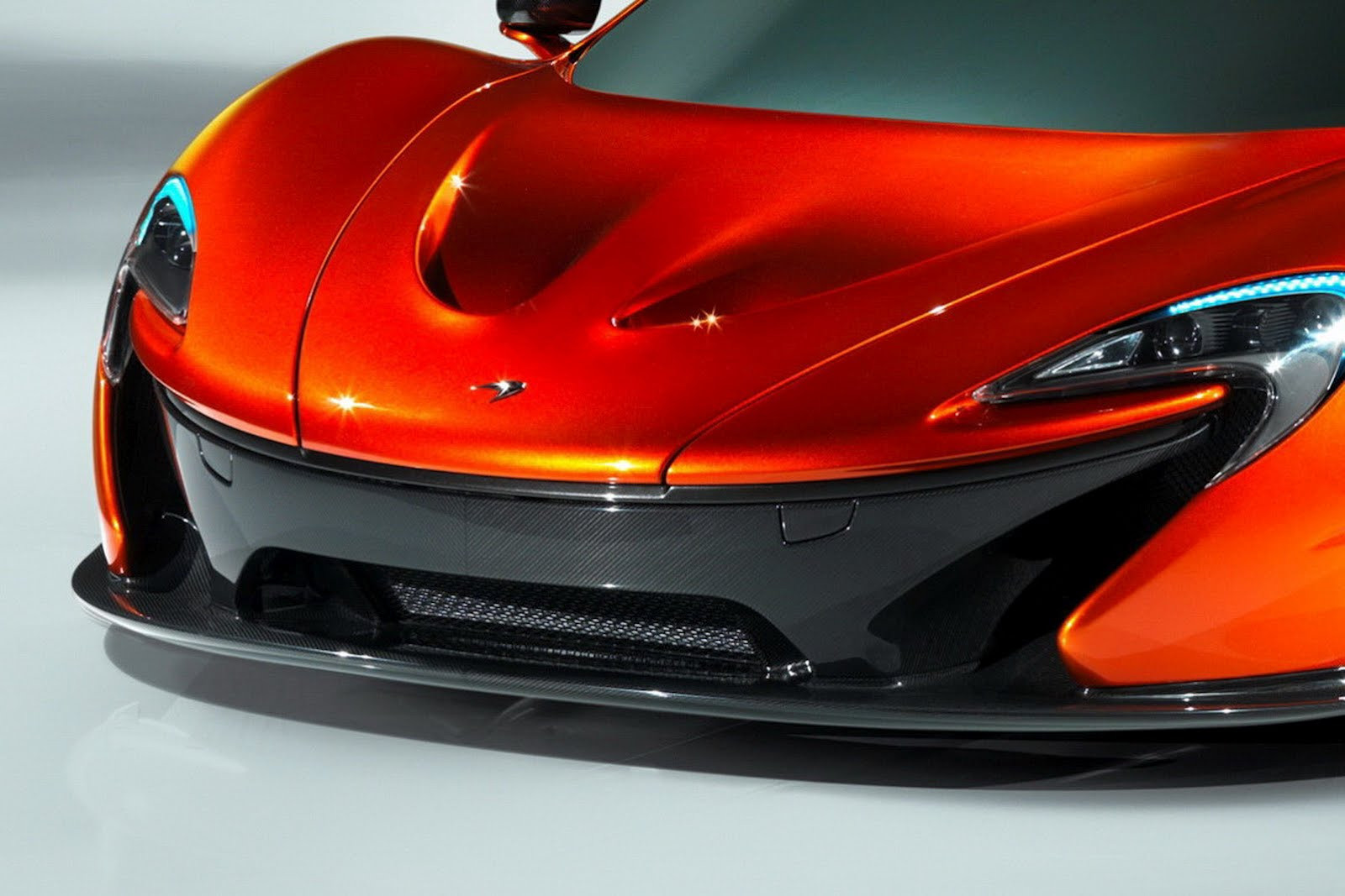 McLaren P1