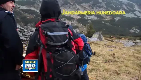 Turist slovac, ranit in Muntii Parang. Un elicopter SMURD l-a transportat la spital