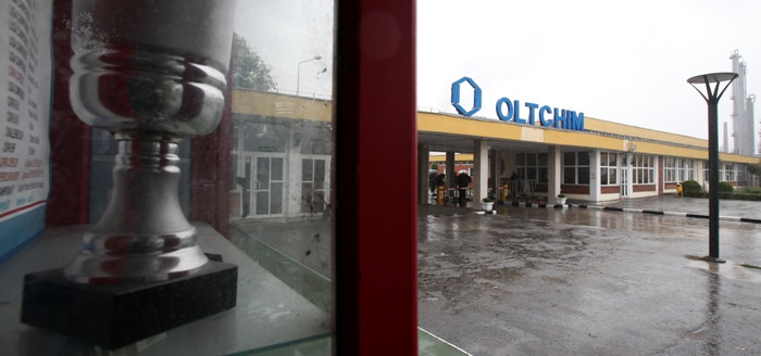 Surse: Ponta a discutat cu FMI despre Oltchim. Insolventa este principala varianta luata in calcul