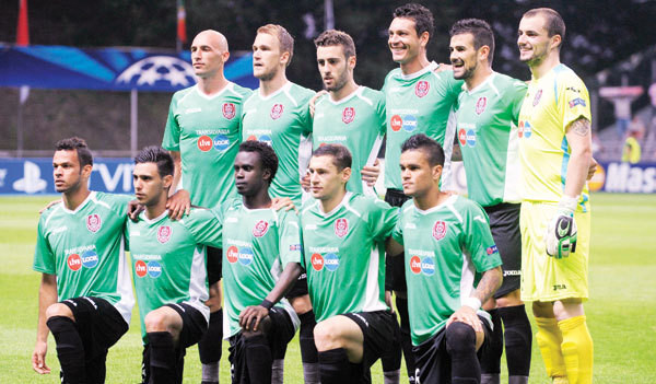 GENIAL! Paszkany le rade in nas bogatilor din Europa! Nimeni nu s-a gandit ca e posibil asa ceva