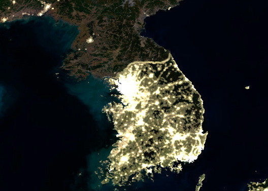 Focuri de avertizare sud-coreene impotriva unor vapoare de pescuit ale Phenianului