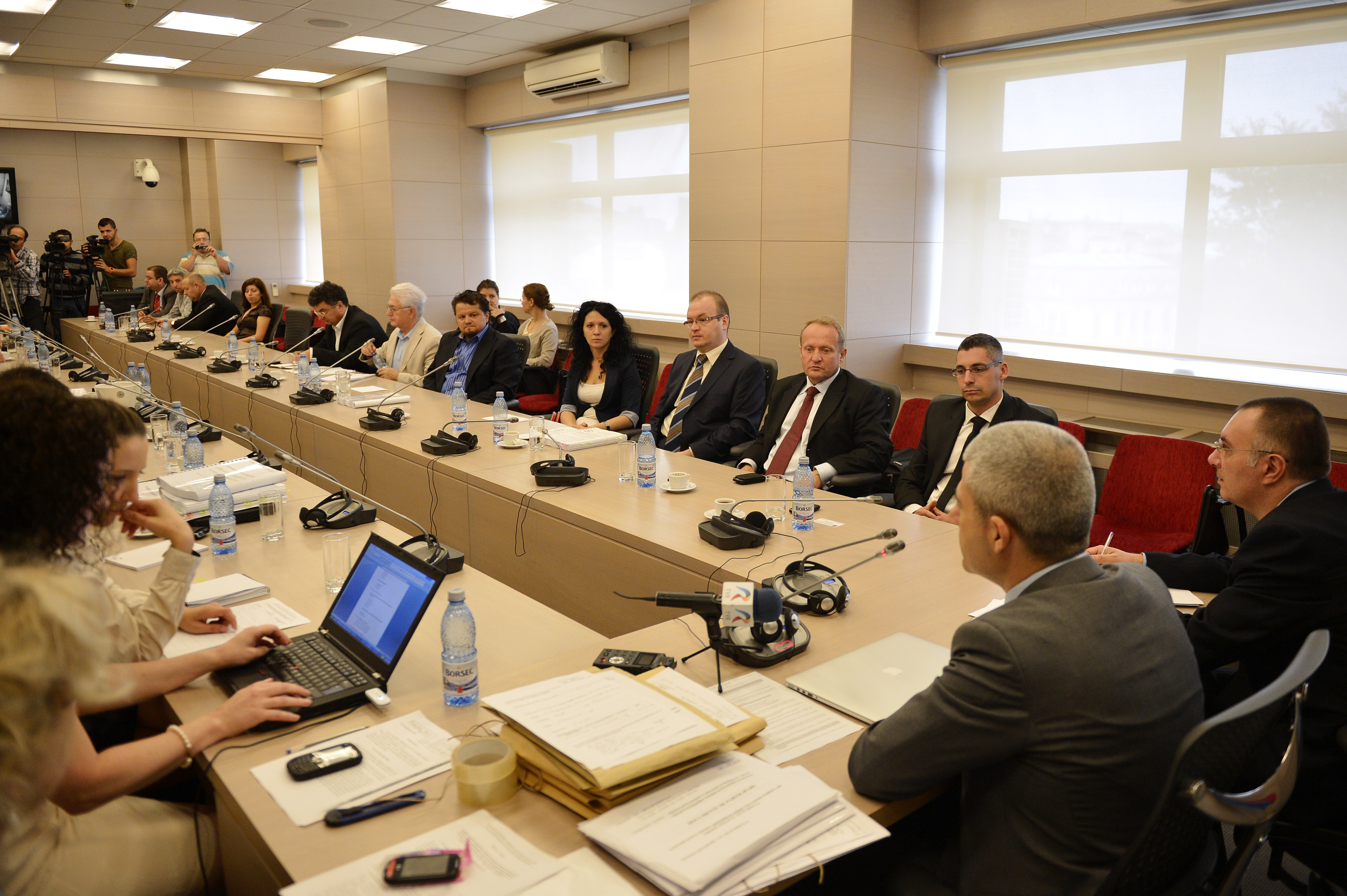 Dosarul Oltchim. Diaconescu: Am fost in Germania, Franta, Spania, Austria, Monaco; plec din nou