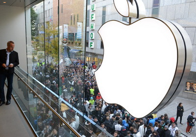 Apple va prezenta iPad Mini pe 23 octombrie, cu 3 zile inaintea lansarii tabletei Microsoft Surface