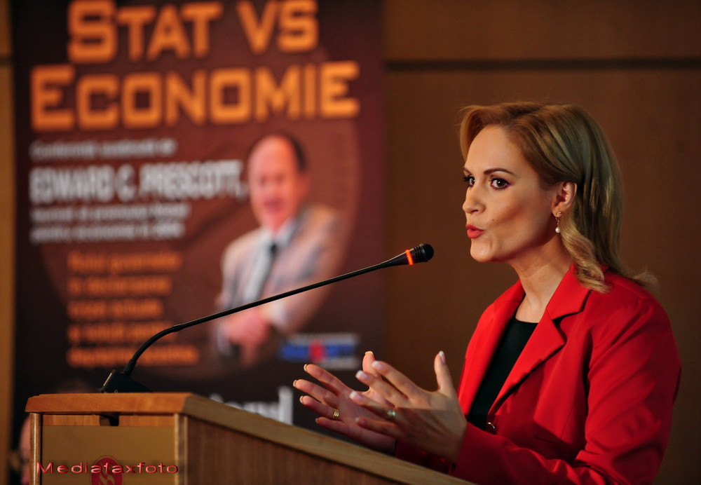 Gabriela Firea intra in PSD: "Am vrut la 40 de ani sa pornesc de la zero in acest domeniu"