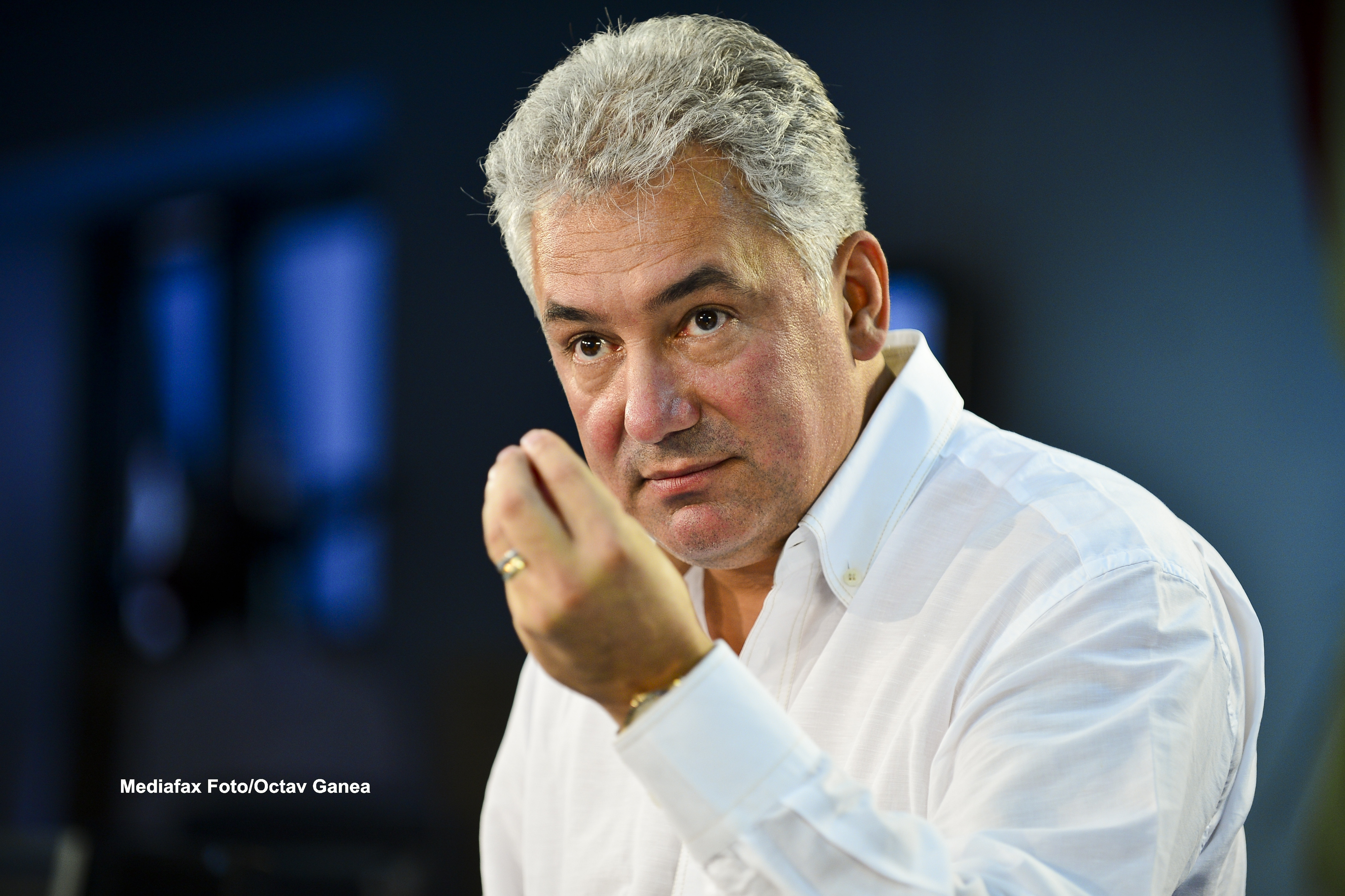 DIICOT: Adriean Videanu, urmarit penal pentru complot si subminarea economiei nationale