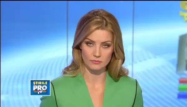 Sofer ranit in Capitala, dupa ce o sina de tramvai a strapuns podeaua masinii