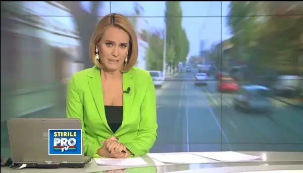 Sofer ranit in Capitala, dupa ce o sina de tramvai a strapuns podeaua masinii