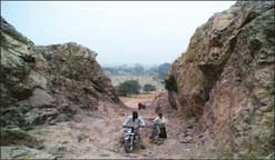 Cum si de ce a mutat un barbat, de unul singur, muntele din loc si a devenit erou national